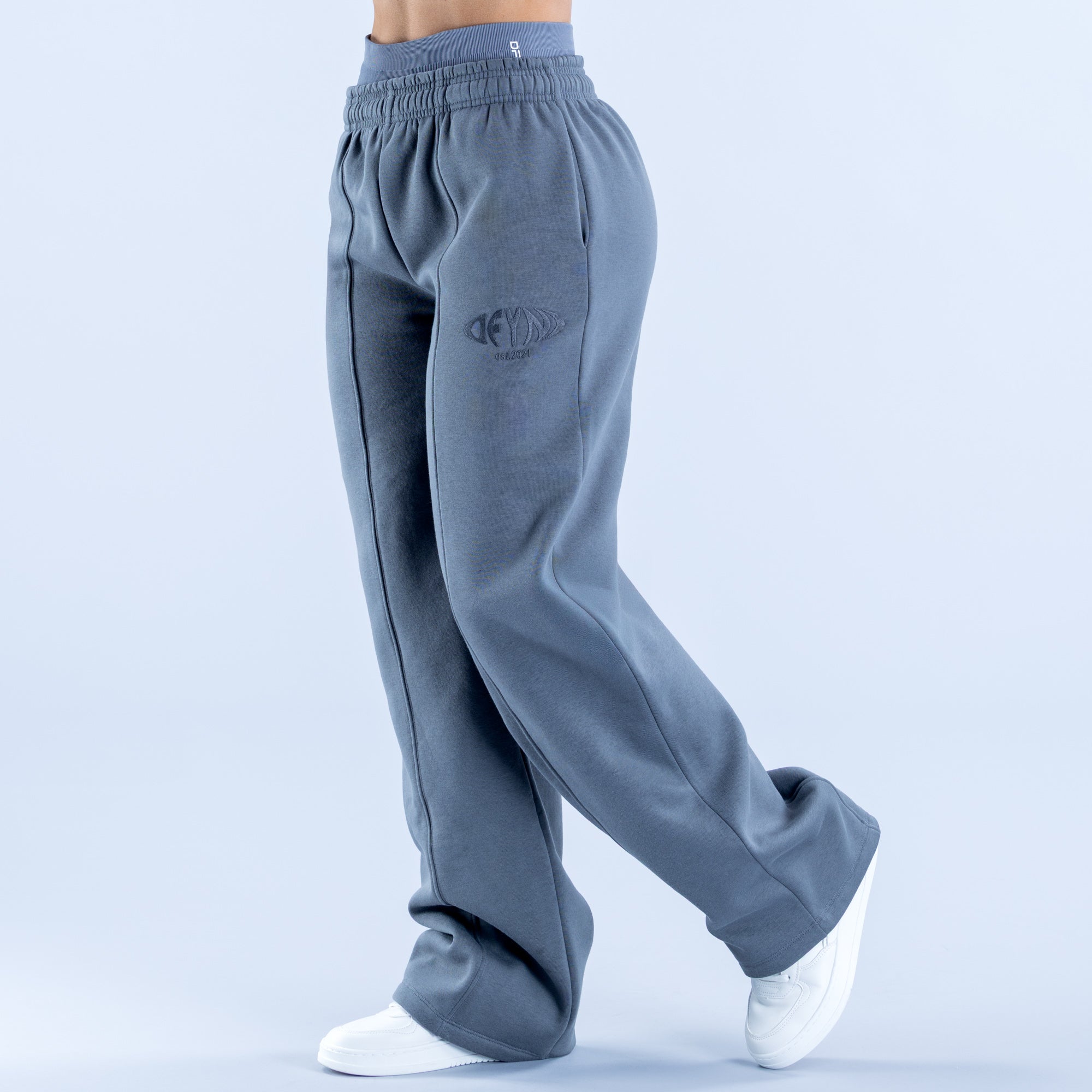 RUFFLOG】FLEX PLAYFIELD WIDE JOGGERPANTS
