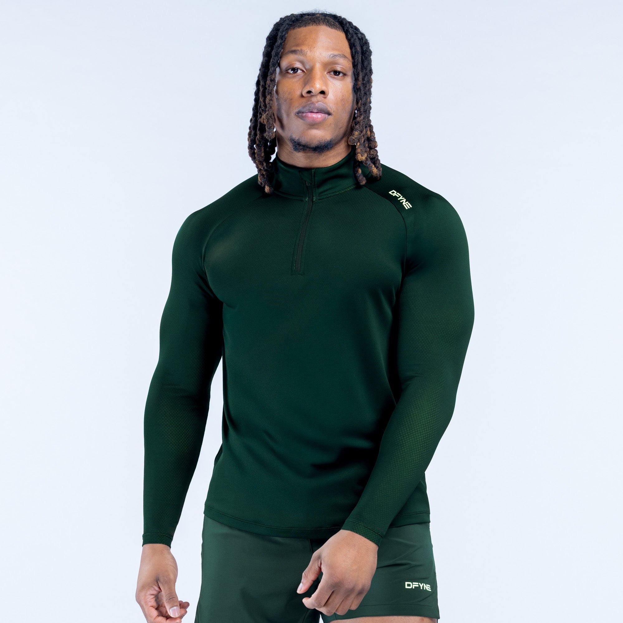 Unbound Quarter Zip – DFYNE