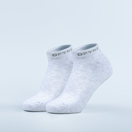 Light gray ankle socks, cushioned heel and toe, DT.FNS logo band
