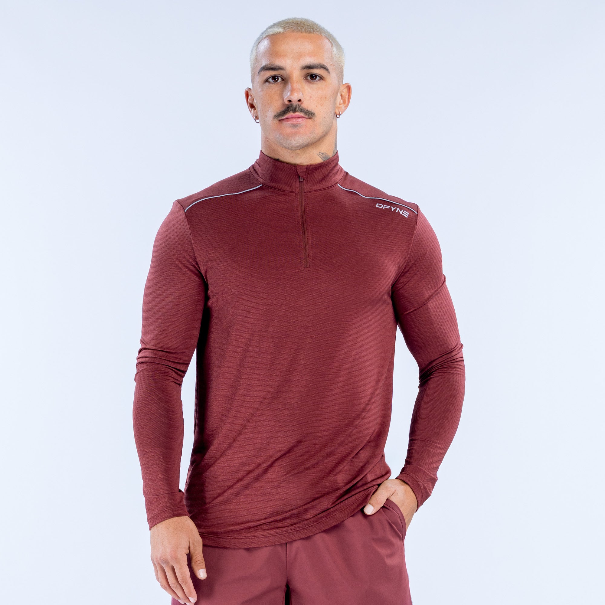Charge Quarter Zip – DFYNE