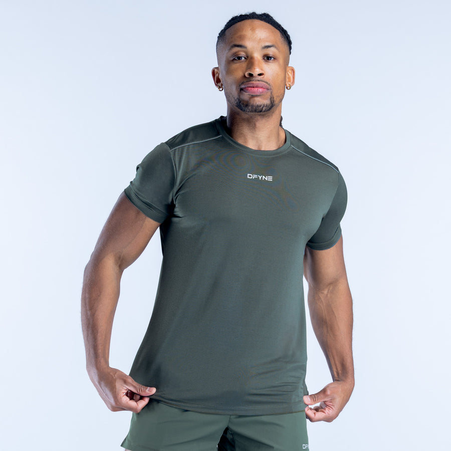 Men's dark green short-sleeve active top with small chest logo