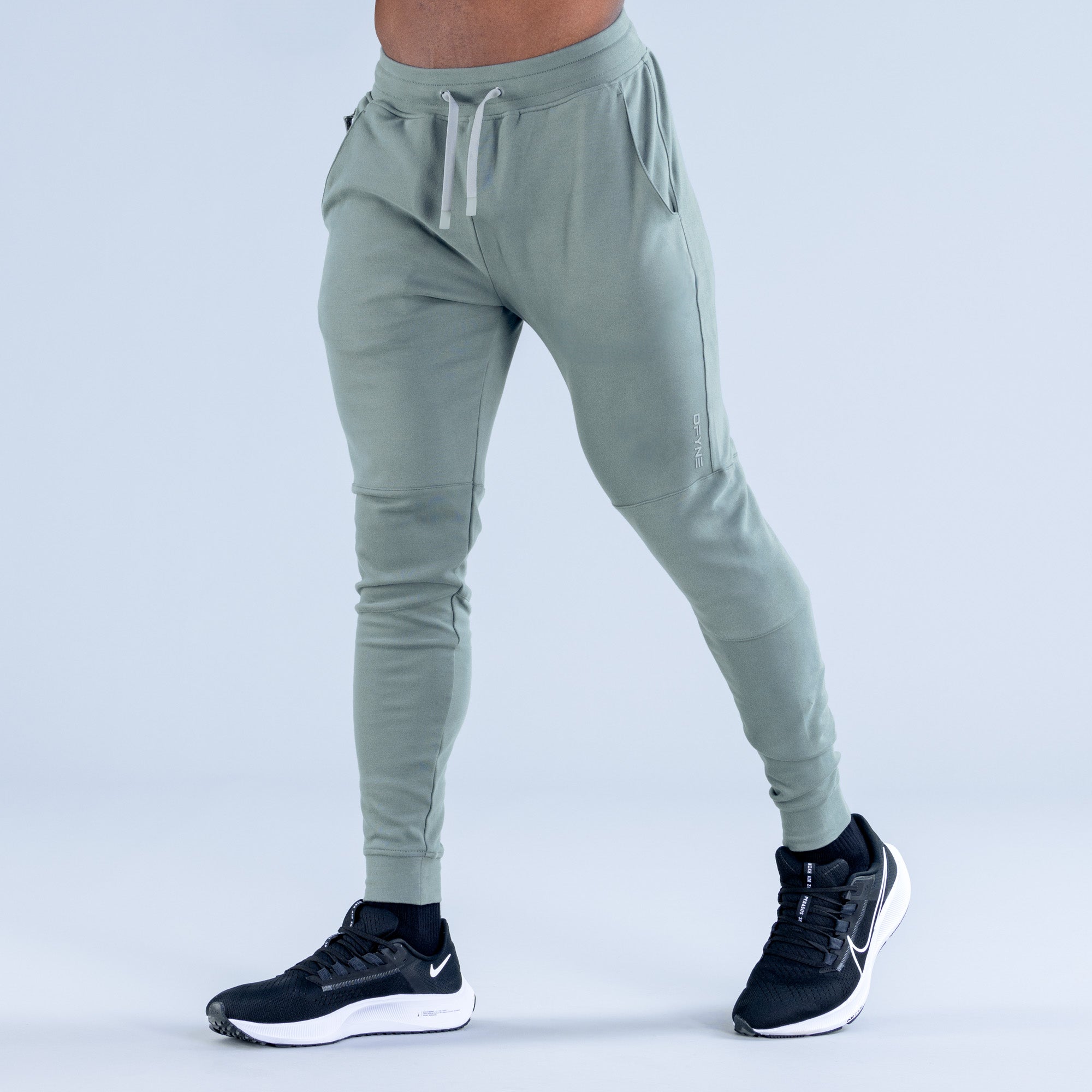 Stealth Tapered Jogger – DFYNE