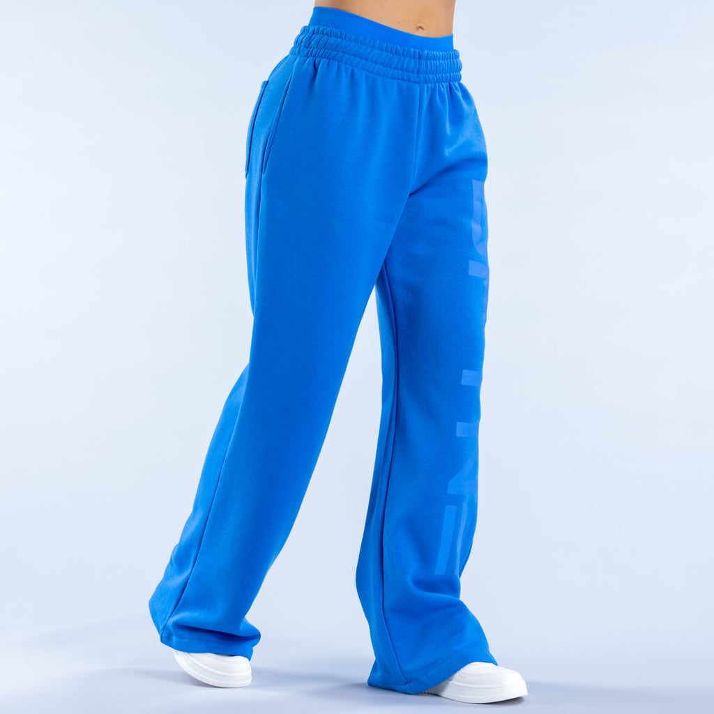 Signature Wide Leg Jogger