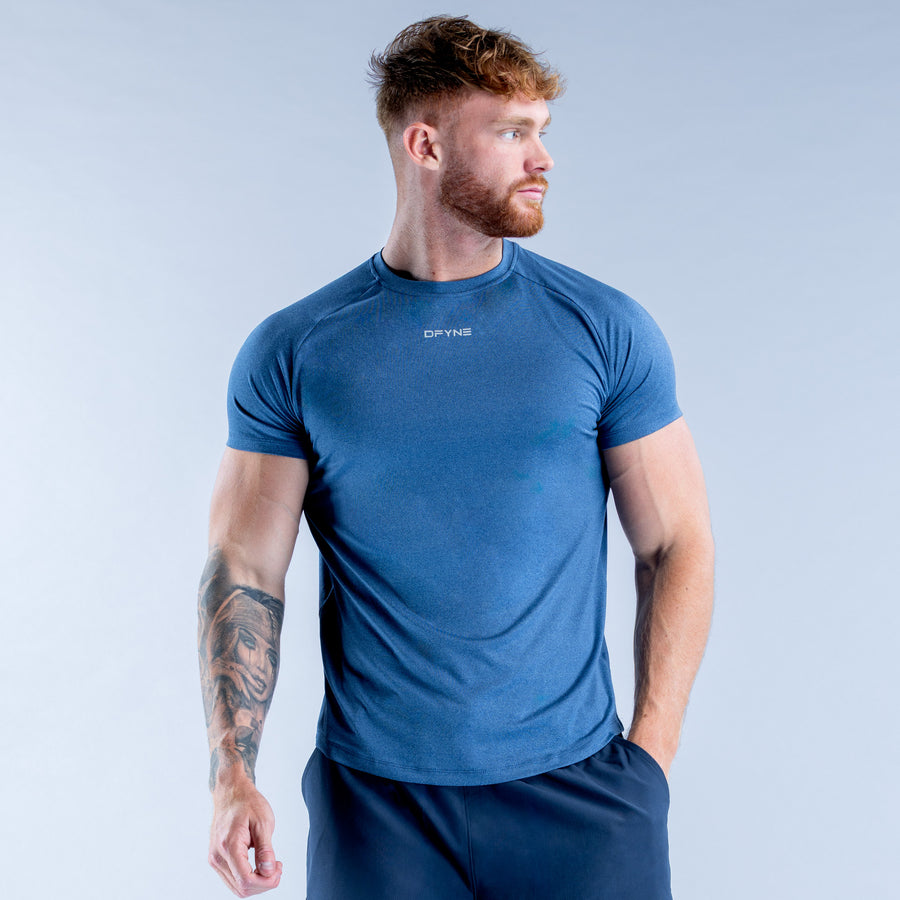 Men's training t-shirt, blue crewneck with small chest logo