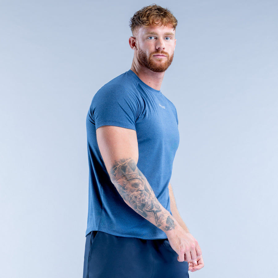 Men's training t-shirt, blue crewneck; short sleeves; chest logo