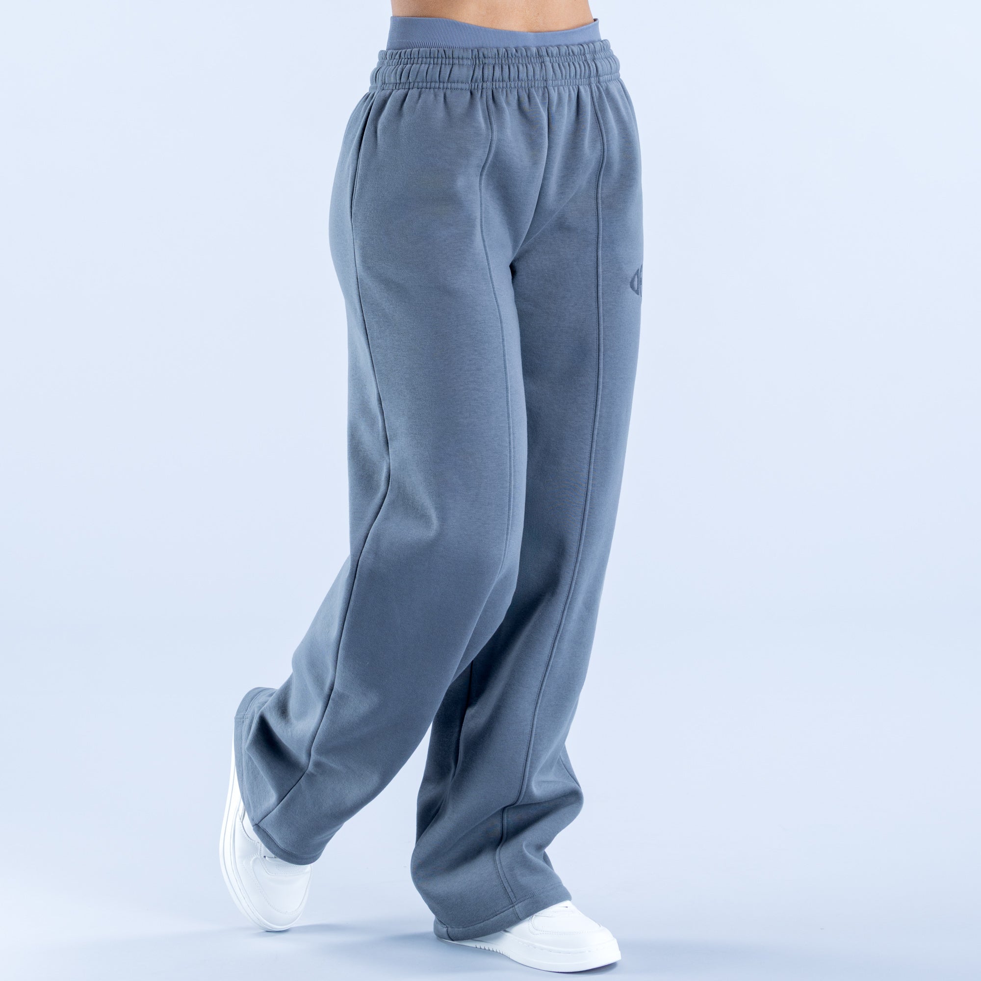 Revive Wide Leg Jogger – DFYNE