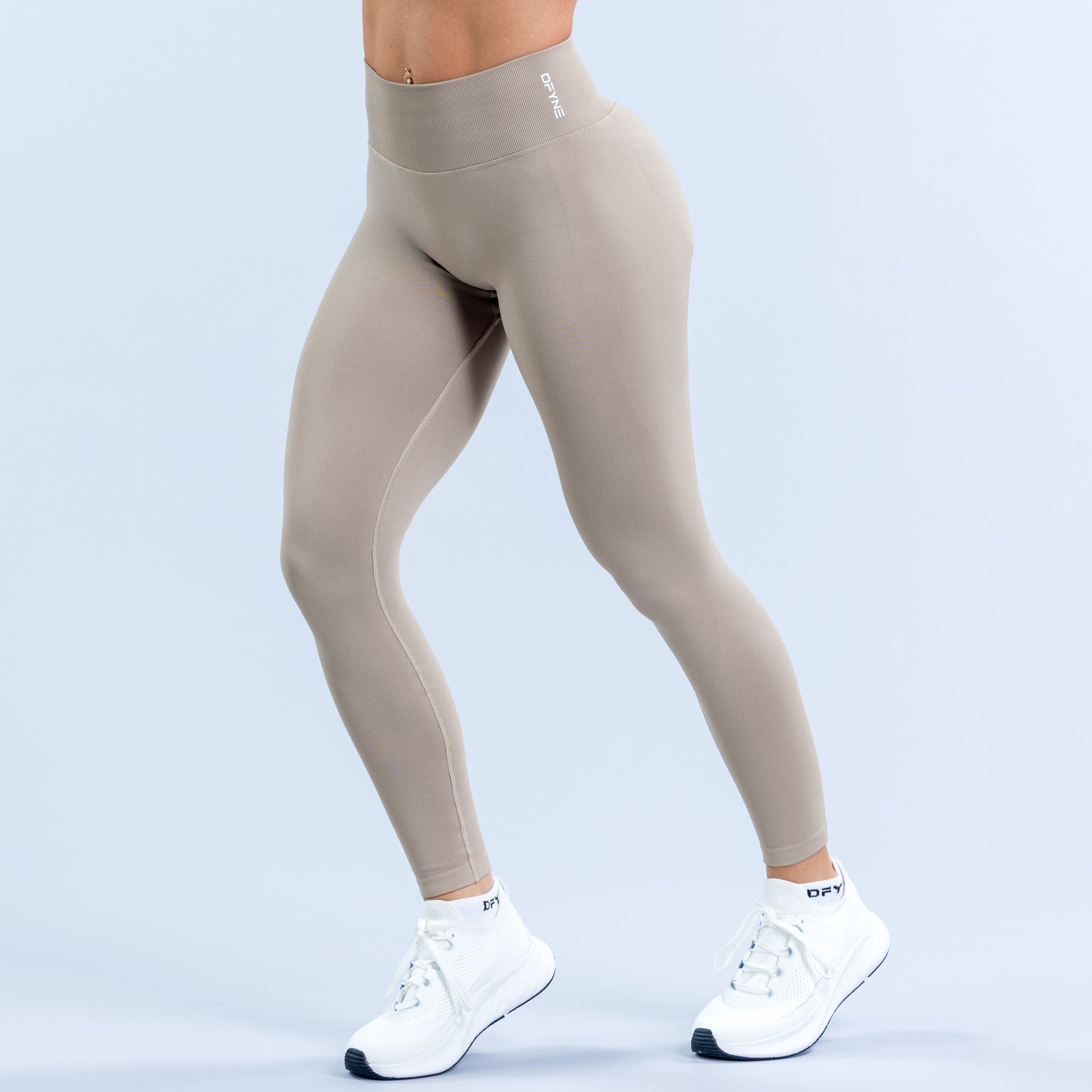 Pants & Leggings - Womens – DFYNE