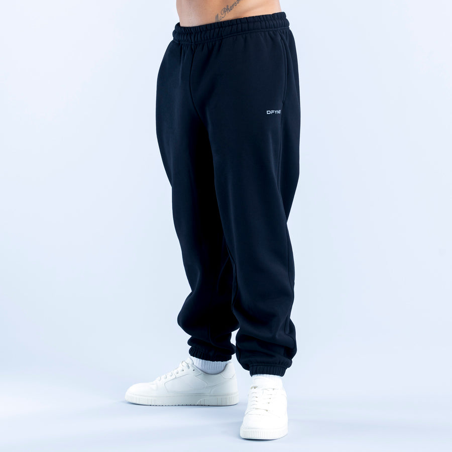 Recharge joggers with elastic waist, ribbed cuffs, and small logo on left thigh