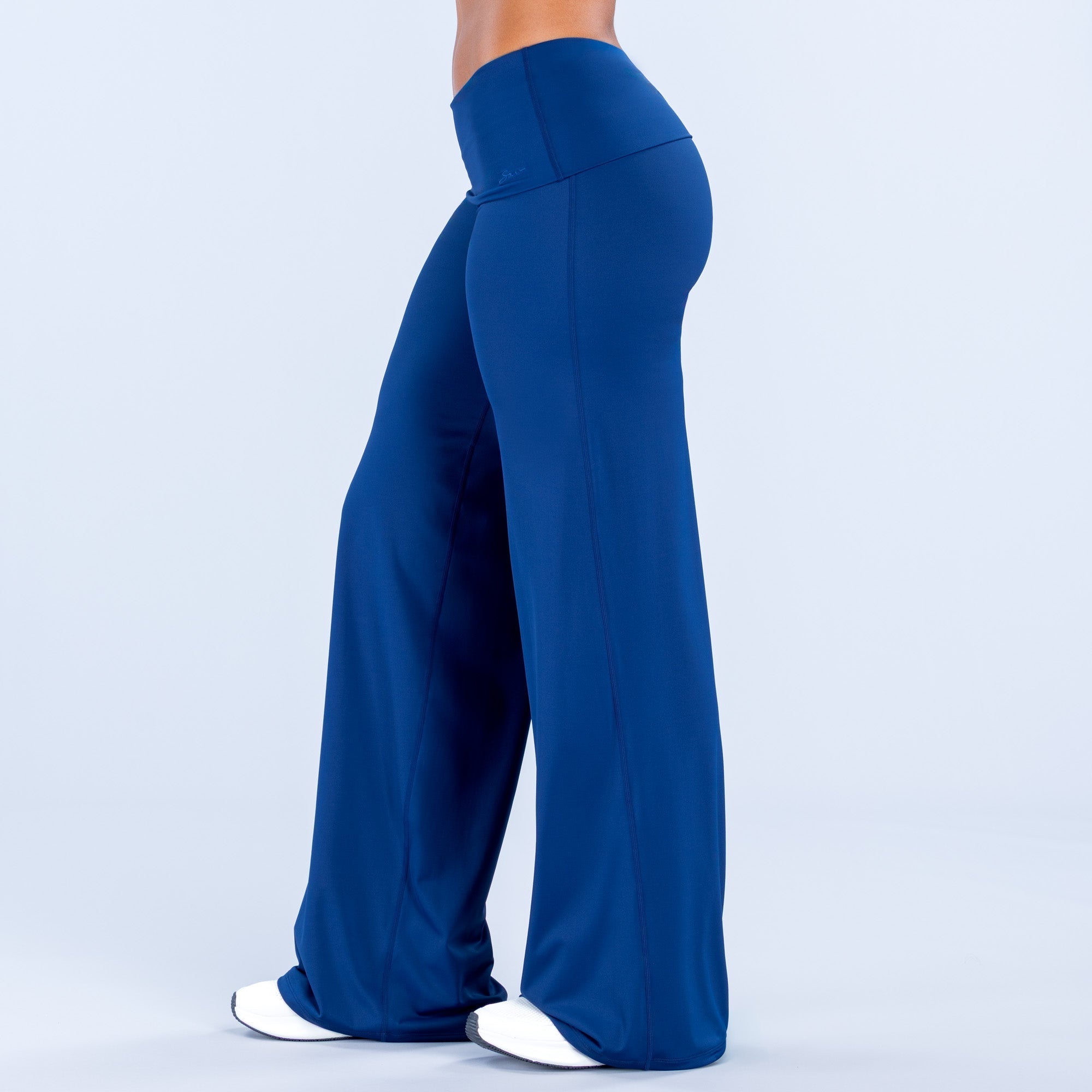 Sav Fold Over Wide Leg Pants – DFYNE