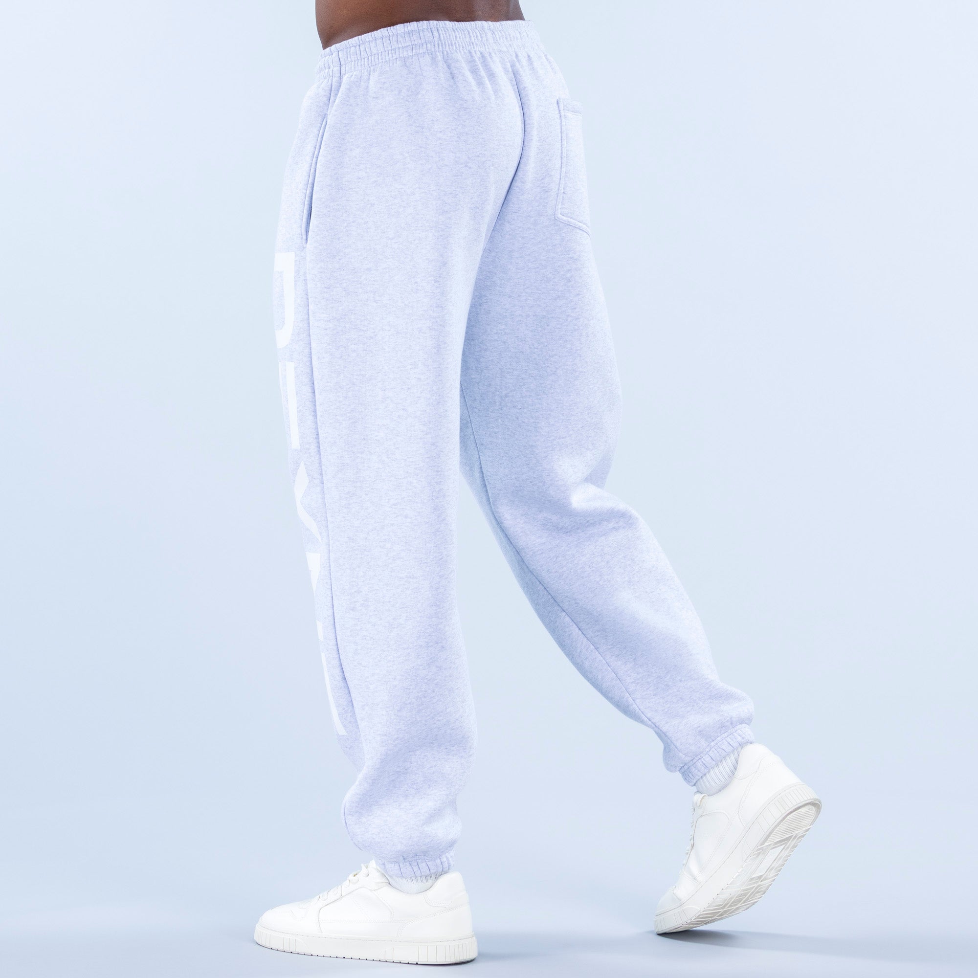 Signature Cuffed Jogger – DFYNE
