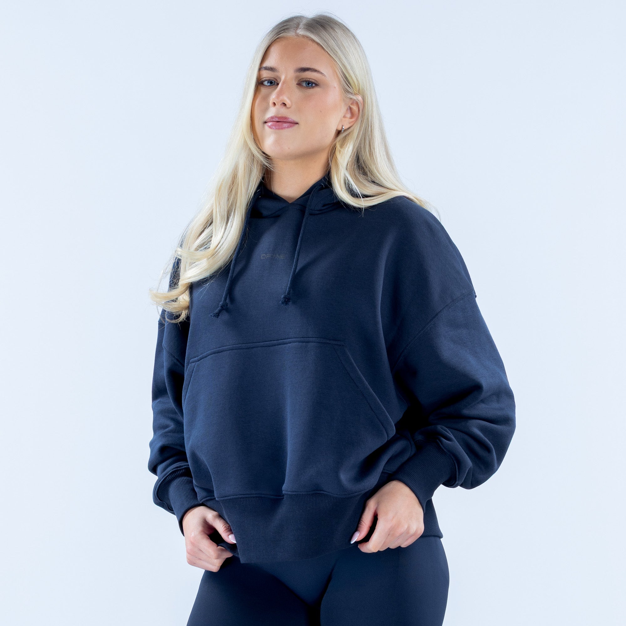 Signature Quarter Zip Sweatshirt – DFYNE