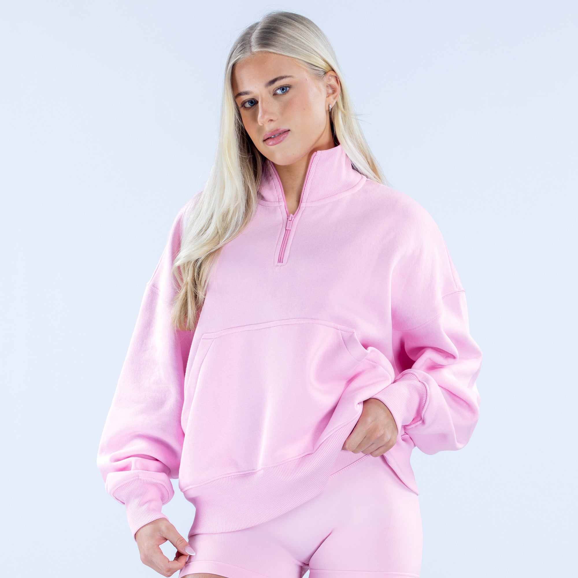 Signature Quarter Zip Sweatshirt – DFYNE