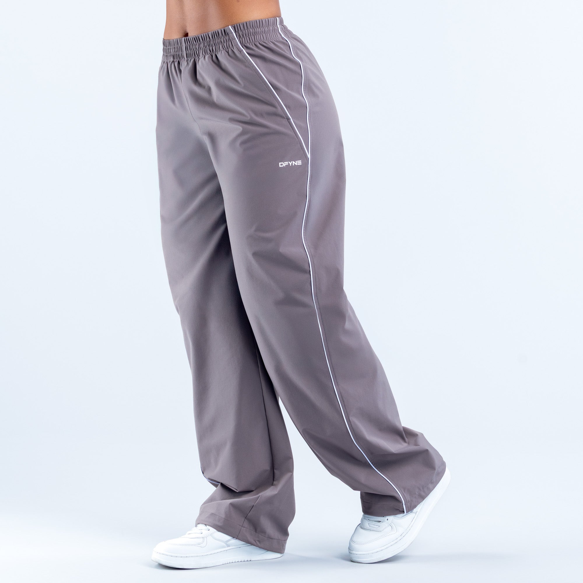 Signature Track Pant