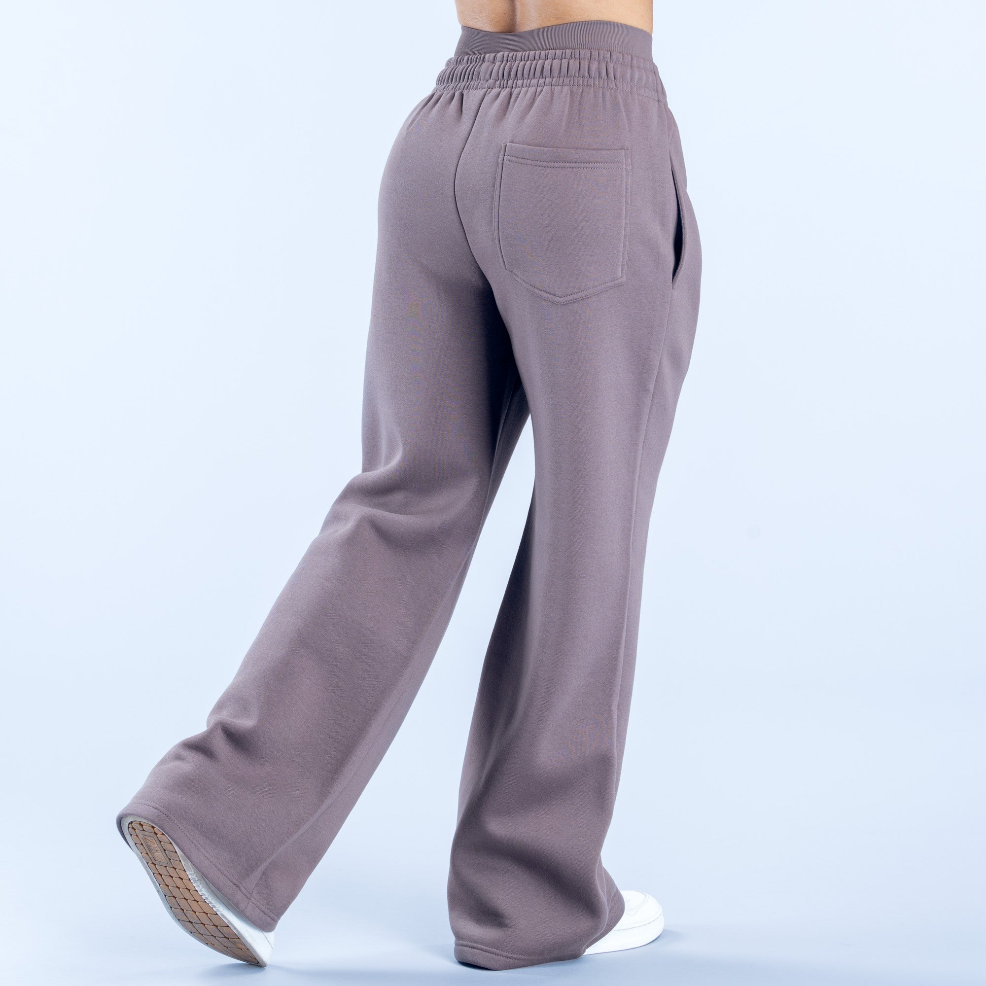 Signature Wide Leg Jogger – DFYNE