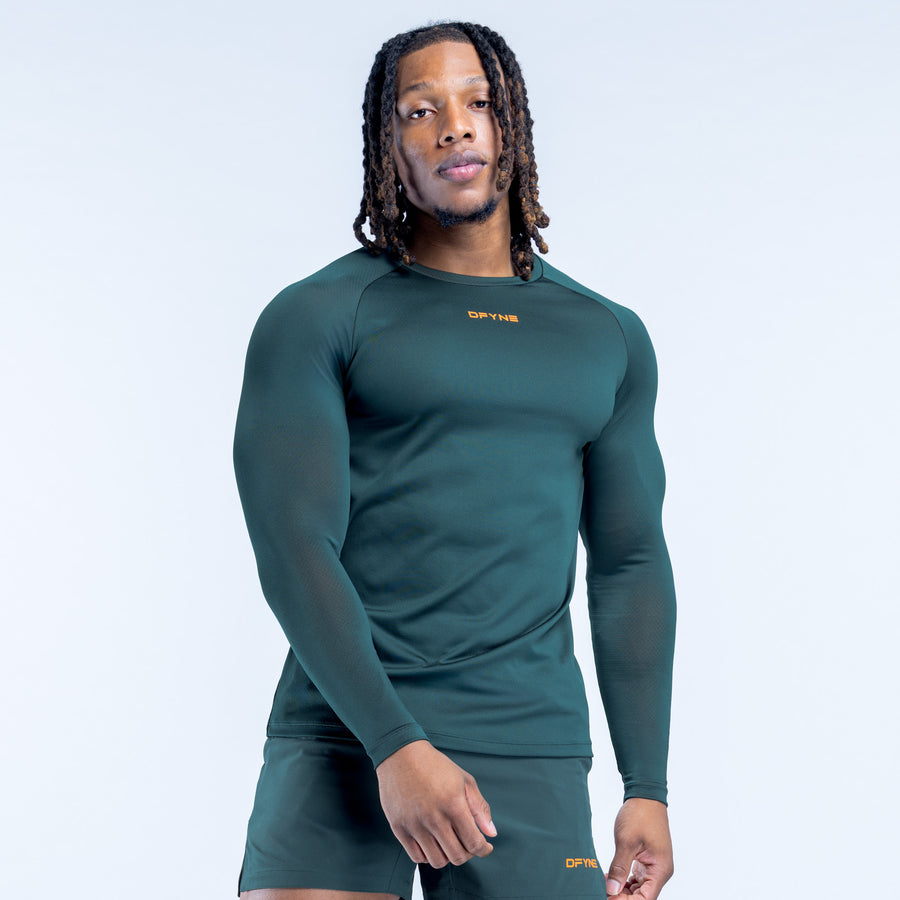 Dark green long-sleeve training T-shirt with crew neck and lower hem logo