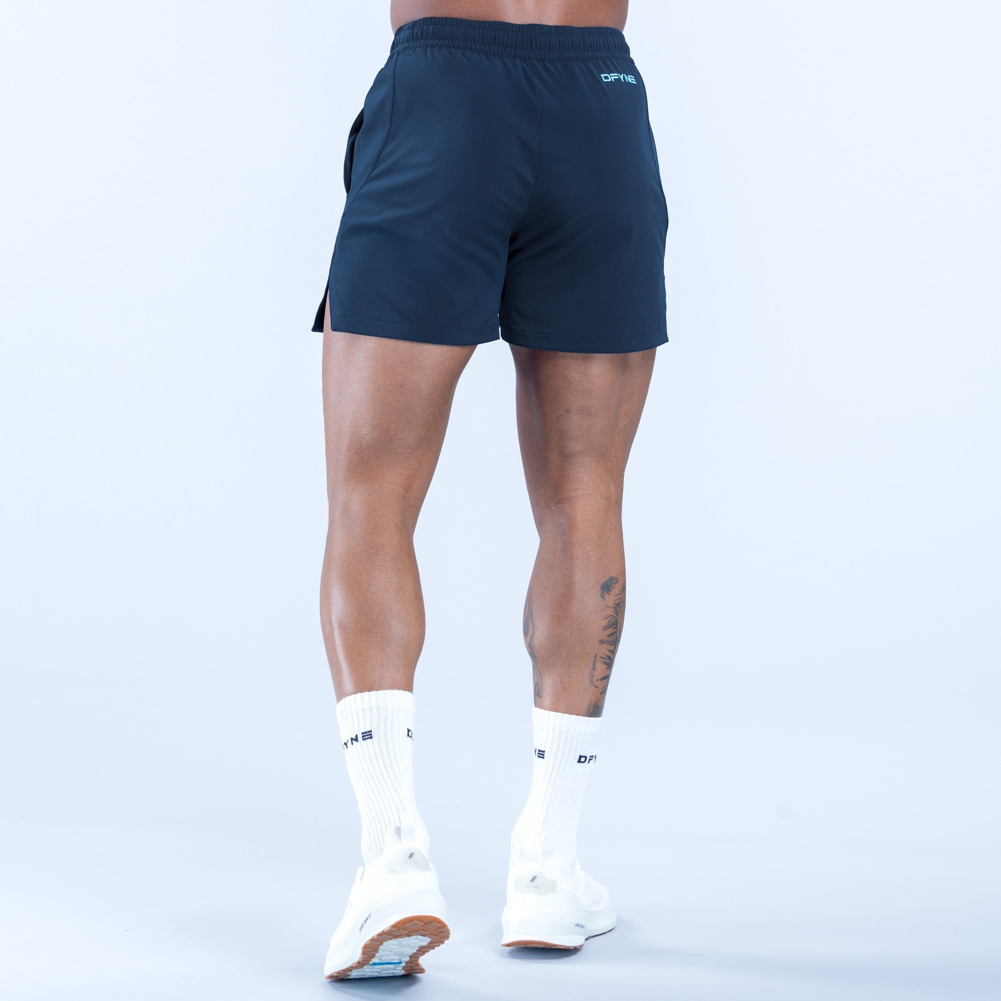 Unbound Training Shorts – DFYNE